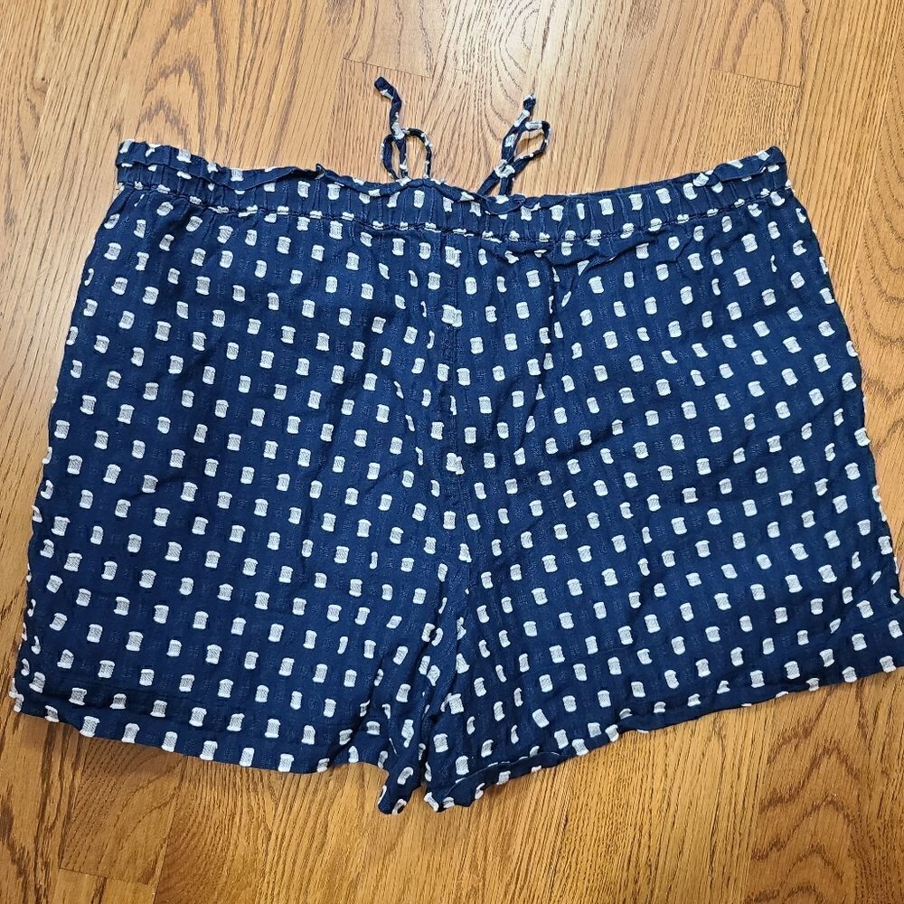 LOFT Drawstring Shorts Medium - Picture 5 of 6